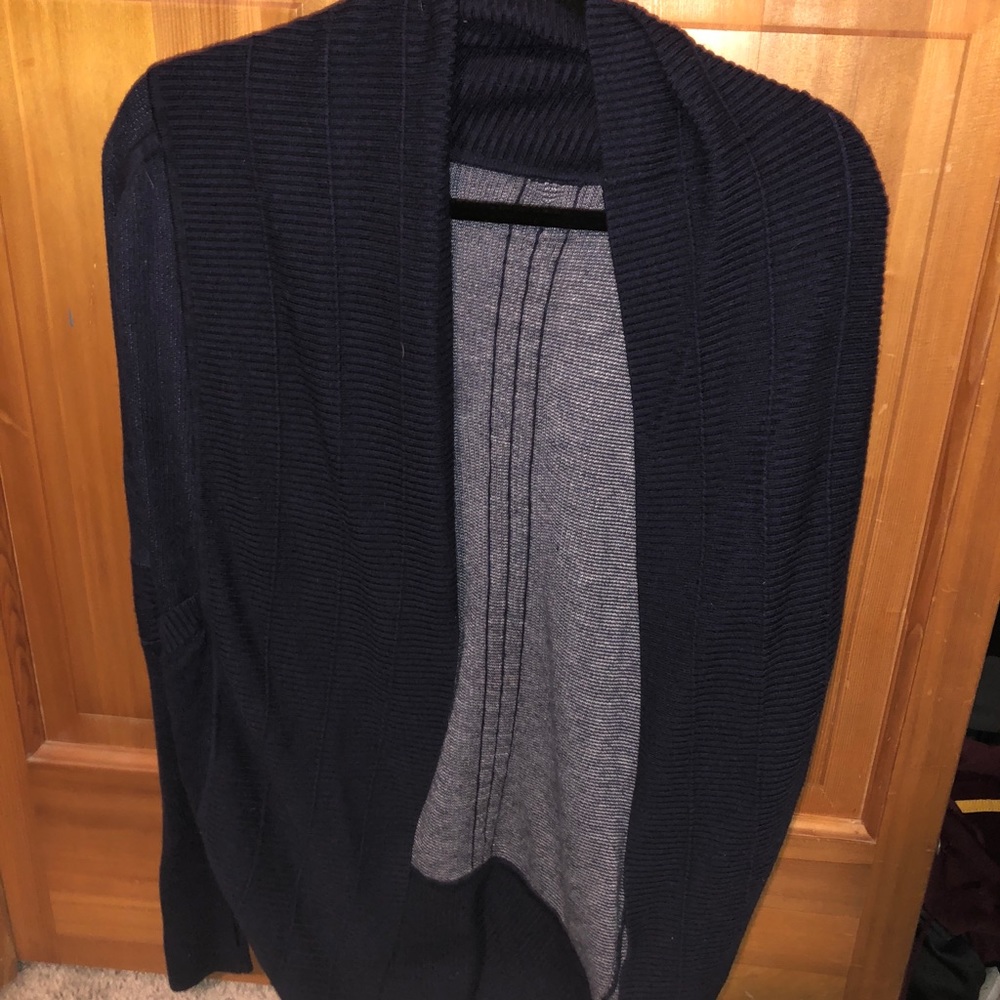 Lululemon sweater